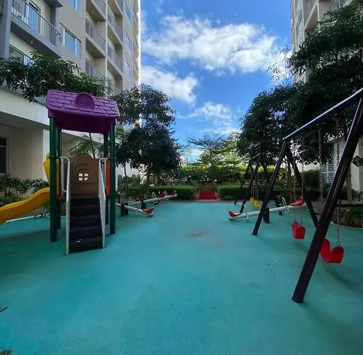 A Cozy 2 Bedroom Unit With A Parking At Tower 2 South Residences Sm Southmall