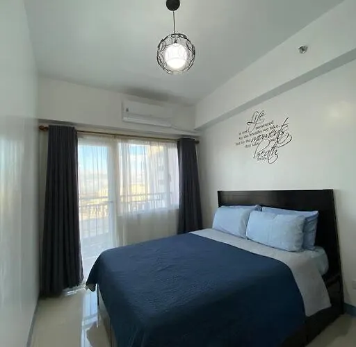A Cozy 2 Bedroom Unit With A Parking At Tower 2 South Residences Sm Southmall Apartamento Manila