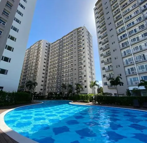A Cozy 2 Bedroom Unit With A Parking At Tower 2 South Residences Sm Southmall * Manila